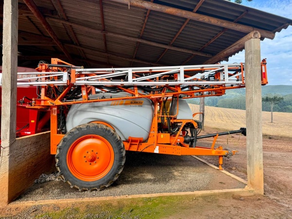 Pulverizador Jacto Advance 3000 AM24 ano 2020