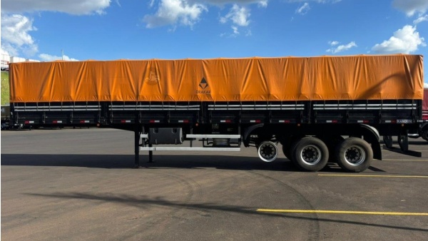 Carroceria Randon Graneleira ano 2020 - Graneleira - Implementos Rodoviários
