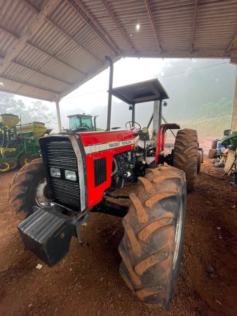 Trator Massey Ferguson MF 292