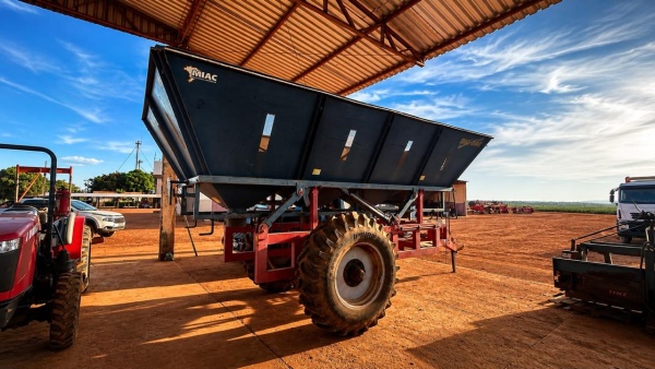 Carreta Graneleira Miac Big Bag IV ano 2012