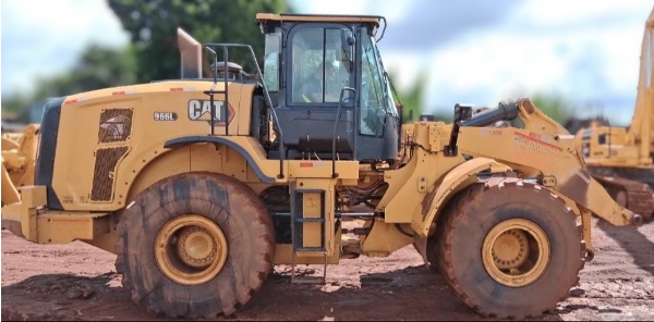 Pá Carregadeira Caterpillar 966 - 966 - Máquinas de Linha Amarela