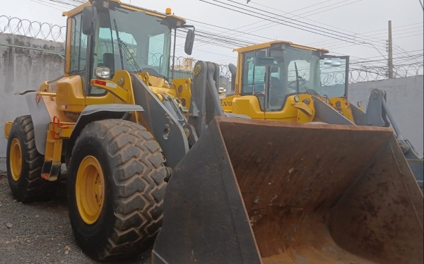Pá Carregadeira Volvo L110F ano 2021 - L110F - Máquinas de Linha Amarela