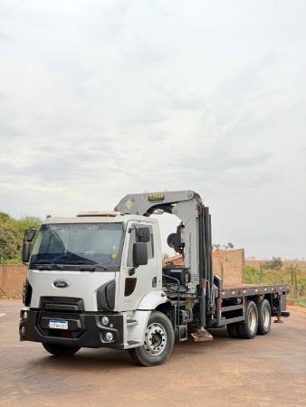 Caminhão Ford CARGO 2429 ano 2014 - CARGO 2429 - Caminhões e Carretas