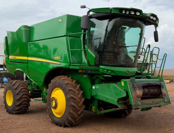Colheitadeira John Deere S550 ano 2019 - S550 - Máquinas Agrícolas
