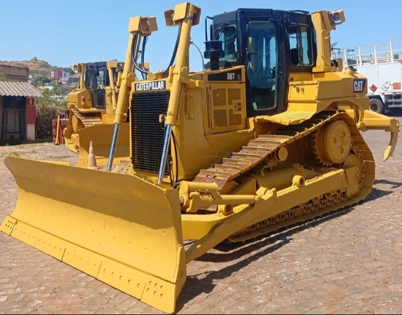 Trator de Esteira Caterpillar D6T XL ano 2013 - D6T XL - Máquinas de Linha Amarela
