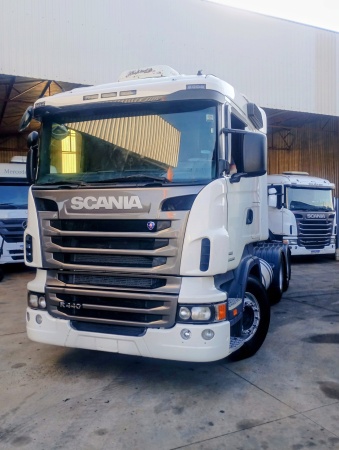 Caminhão Scania 440 A6X4 ano 2012