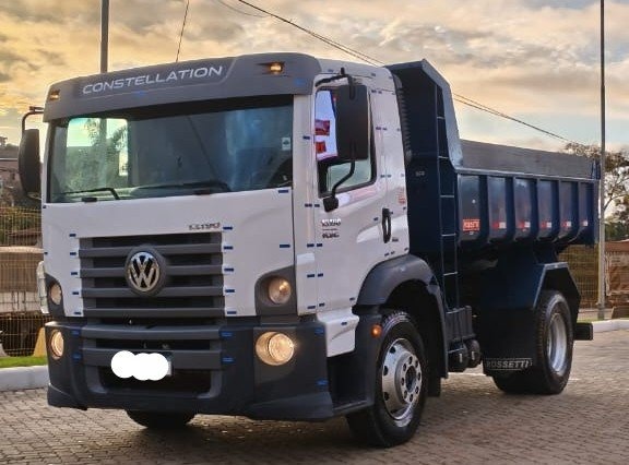 Caminhão Volkswagen 13.190 ano 2013