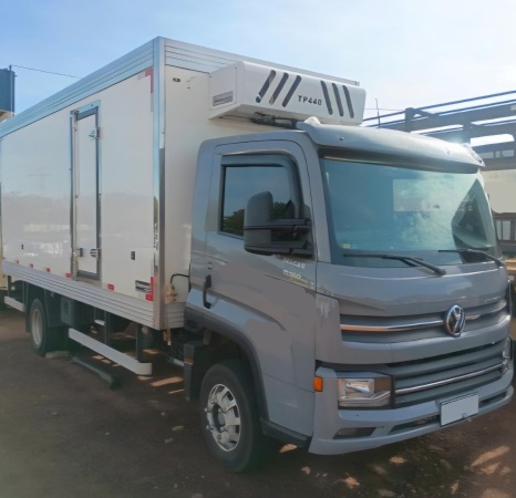 Caminhão Volkswagen Delivery 11.180 ano 2024