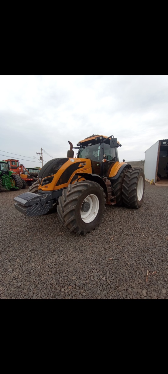 Trator Valtra T250 CVT ano 2018