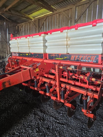Plantadeira Stara SS Hytech 10000 ano 2003
