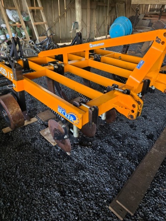 Trator Valtra BM125i ano 2015