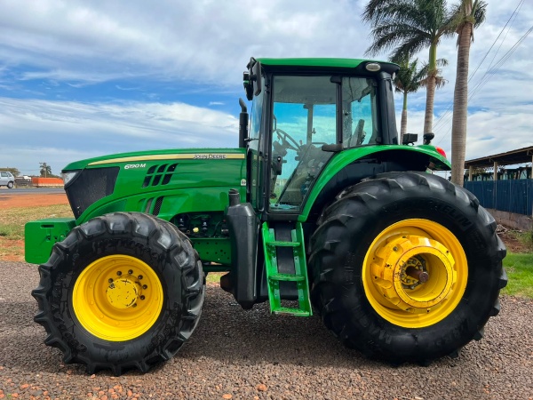 Trator John Deere 6190M ano 2022