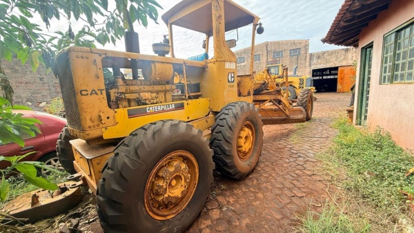 Motoniveladora Caterpillar 120B
