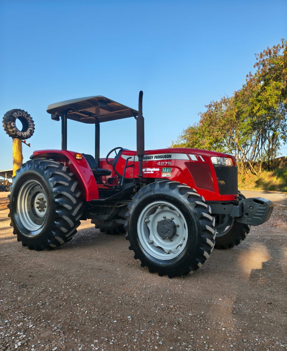 Trator Massey Ferguson MF 4275 ano 2018