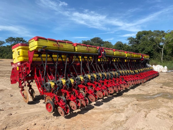 Plantadeira Vence Tudo Premium 16000 ano 2019