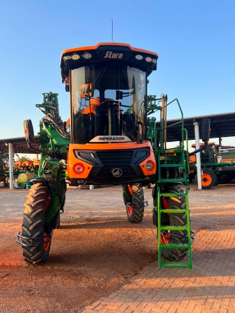Pulverizador Autopropelido Stara Imperador 2000 ano 2021