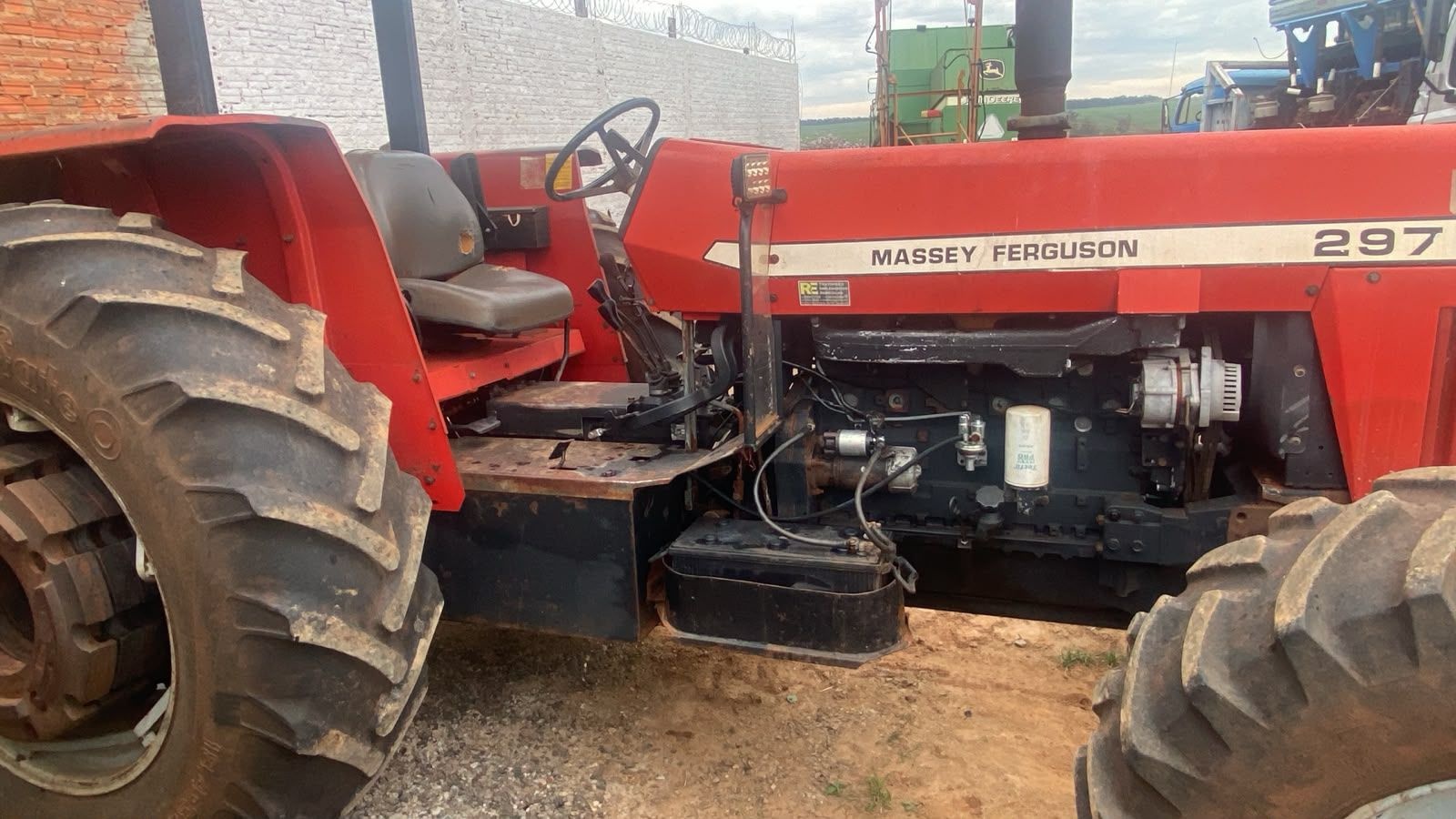Trator Massey Ferguson 297 Advanced ano 2003