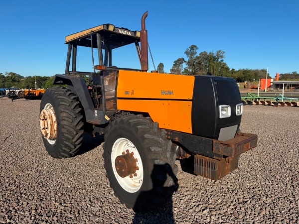 Trator Valmet 1280R ano 2000