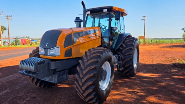 Trator Valtra BH 180 Hiflow ano 2012