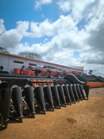 Plataforma GTS Produttiva 1250 ano 2009