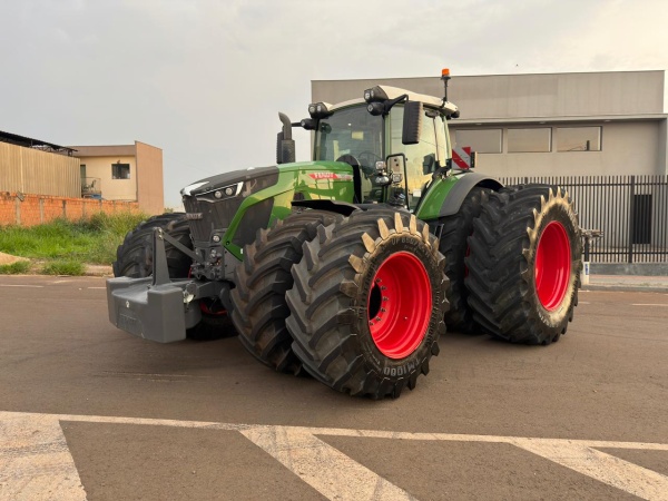 Trator Fendt vario 942 ano 2023