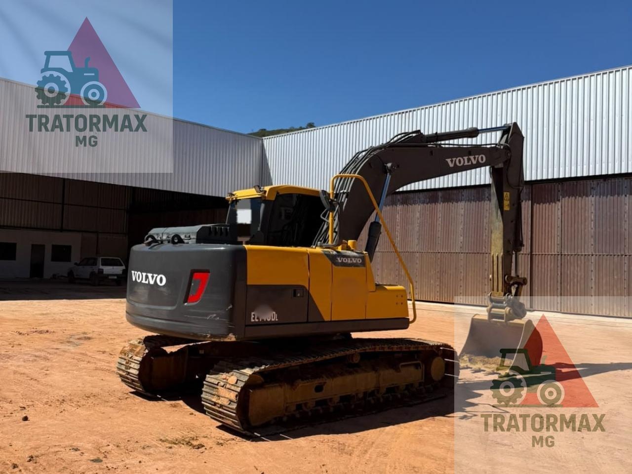 Escavadeira Volvo EC140DL ano 2022