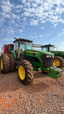 Trator John Deere 7225j