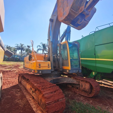 Escavadeira Volvo EC210BLC ano 2013
