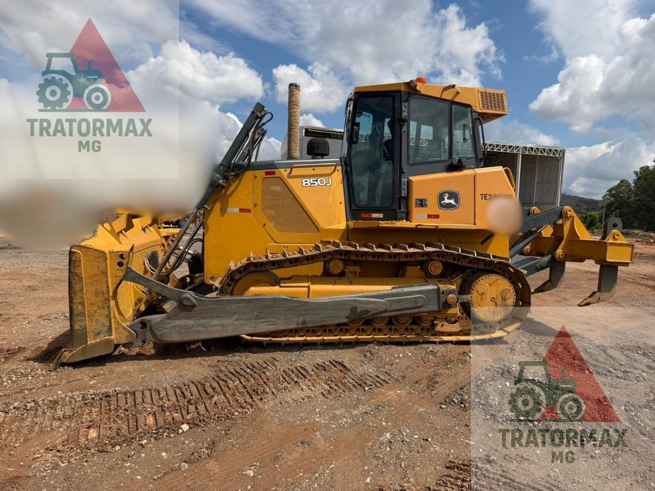 Trator de Esteira John Deere 850J ano 2015