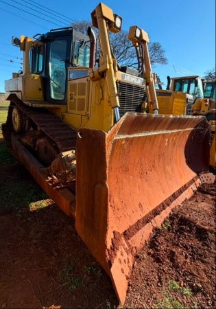 Trator de Esteira Caterpillar D6T XL ano 2014
