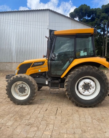 Trator Valtra A 750  ano 2014
