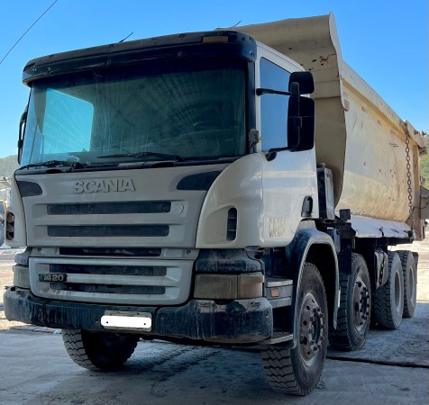 Caminhão Scania P420 ano 2008