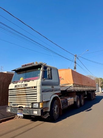 Caminhão Scania 112HW ano 1990