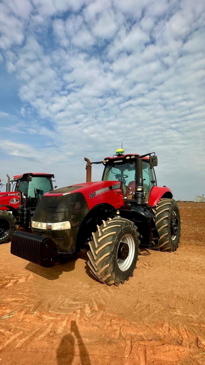 Trator Case Magnum 260 ano 2018