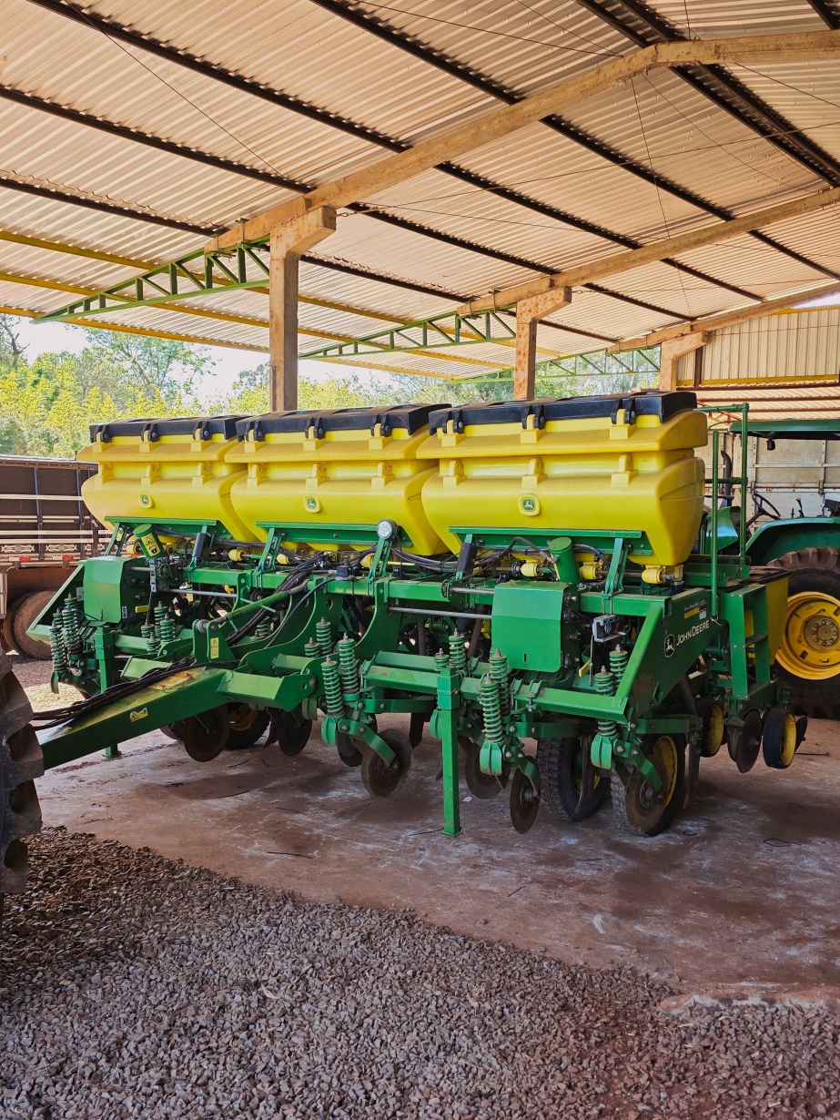 Plantadeira John Deere 1111 ano 2017