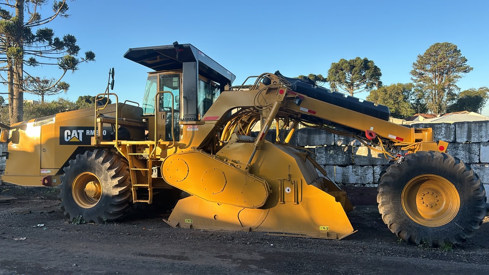 Outra máquina e equipamento Caterpillar RM300