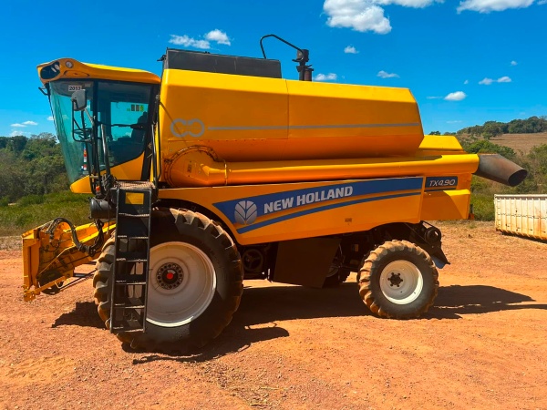 Colheitadeira New Holland TX4.90 ano 2021