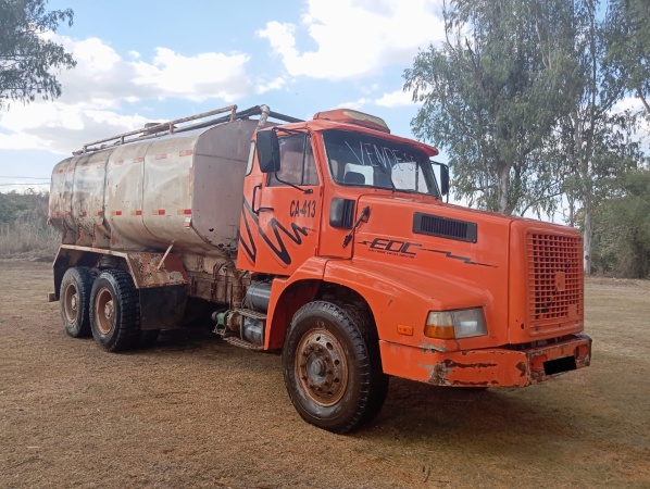 Caminhão Volvo OUTRO ano 1998
