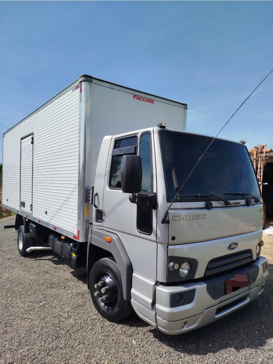 Caminhão Ford CARGO 1119 ano 2017