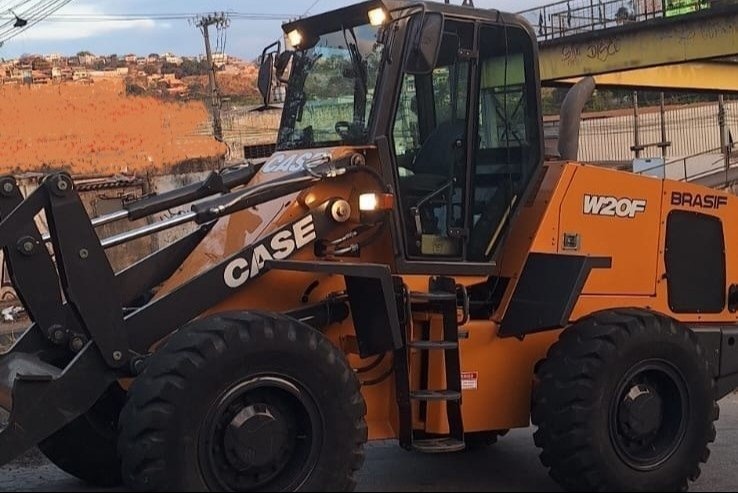 Pá Carregadeira Case W20F ano 2023