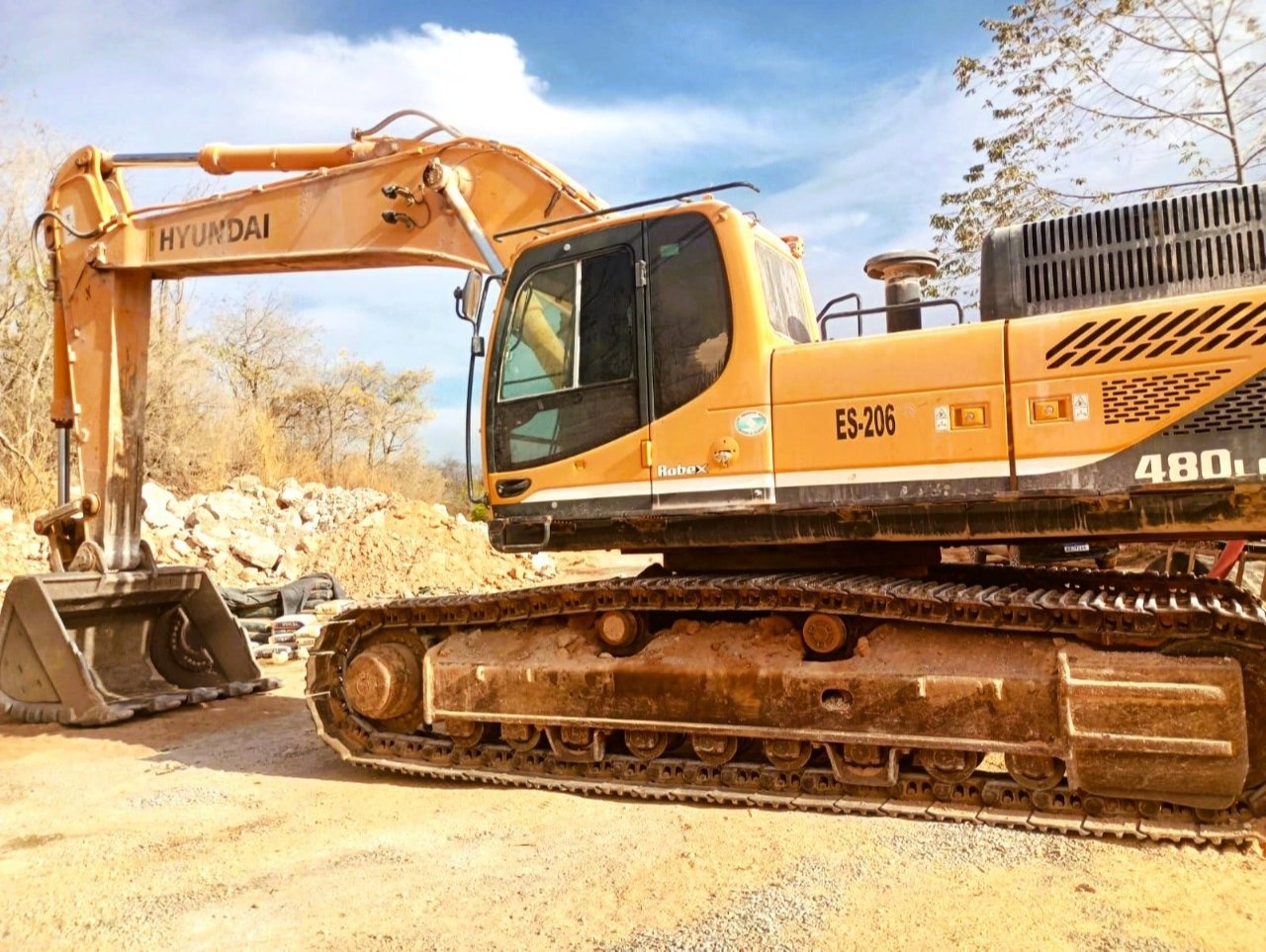 Escavadeira Hyundai R480LC-9S ano 2015
