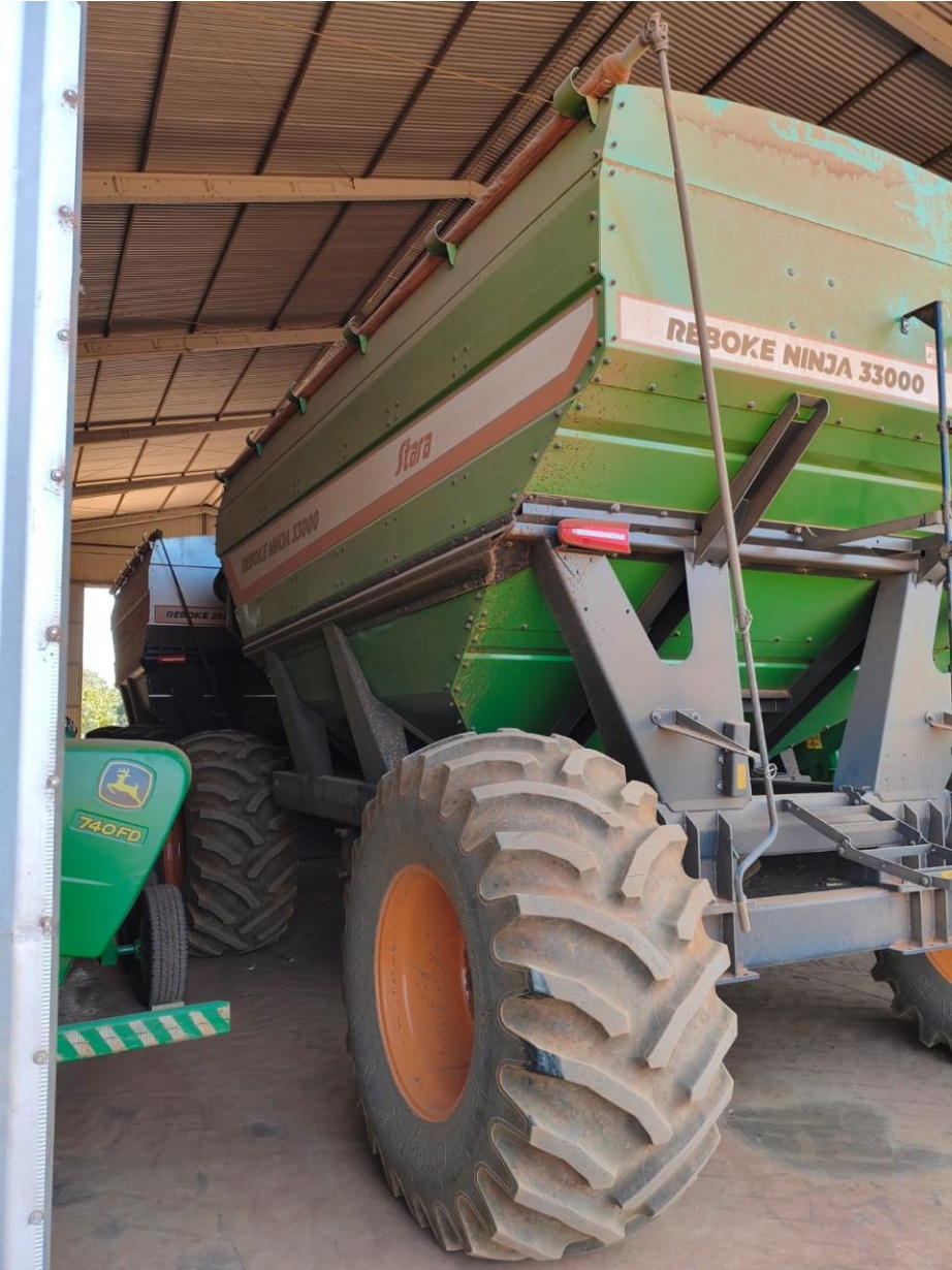 Carreta Graneleira Stara Ninja 33000 ano 2022