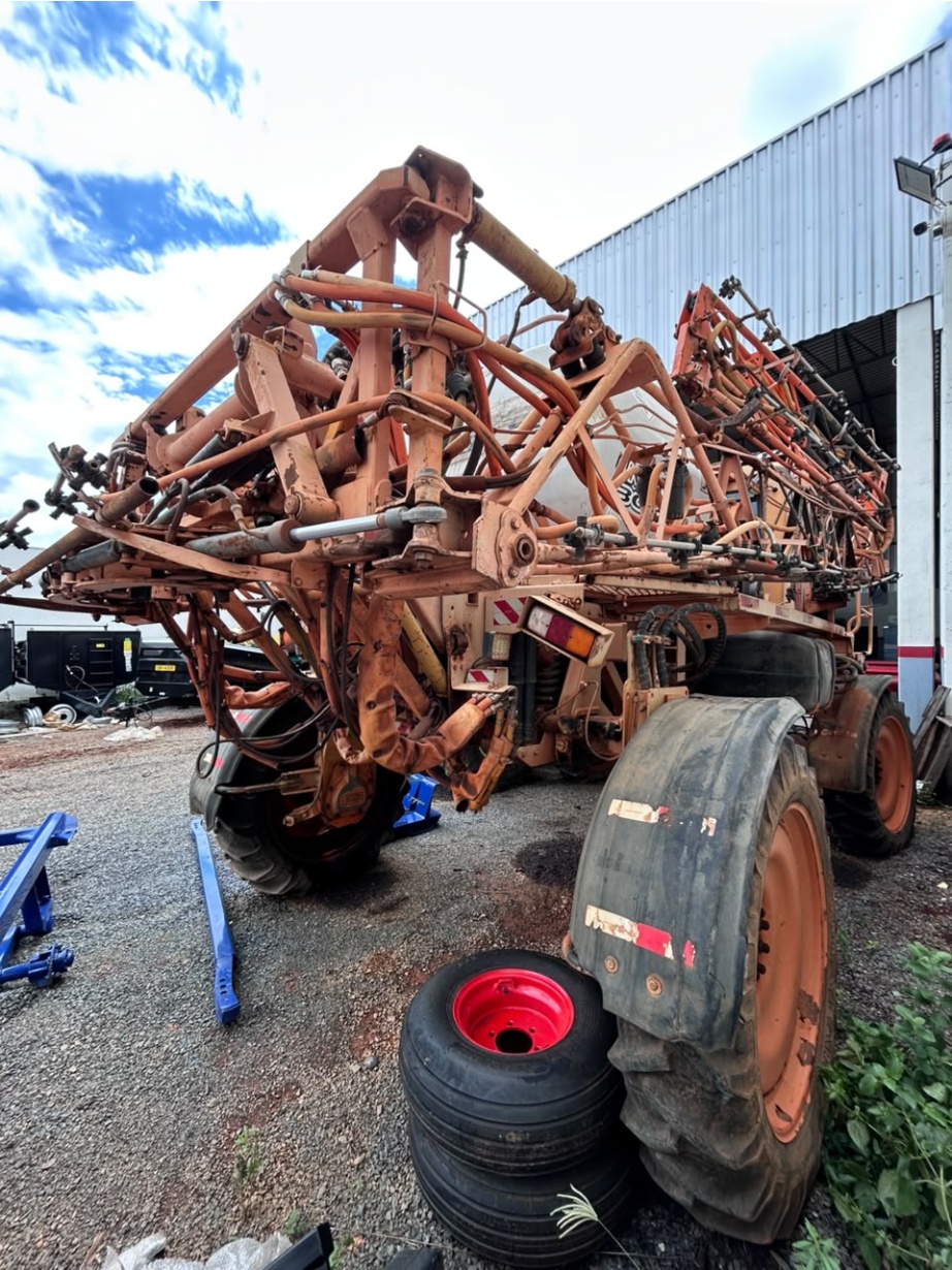 Pulverizador Autopropelido Jacto Uniport 3000 ano 2008
