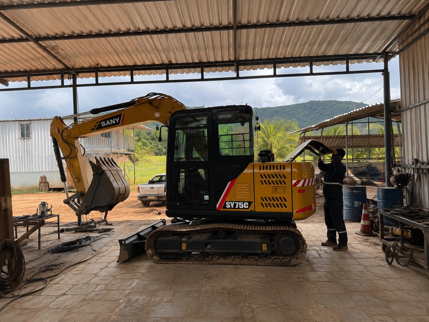 Mini Escavadeira SANY SY75 C ano 2024
