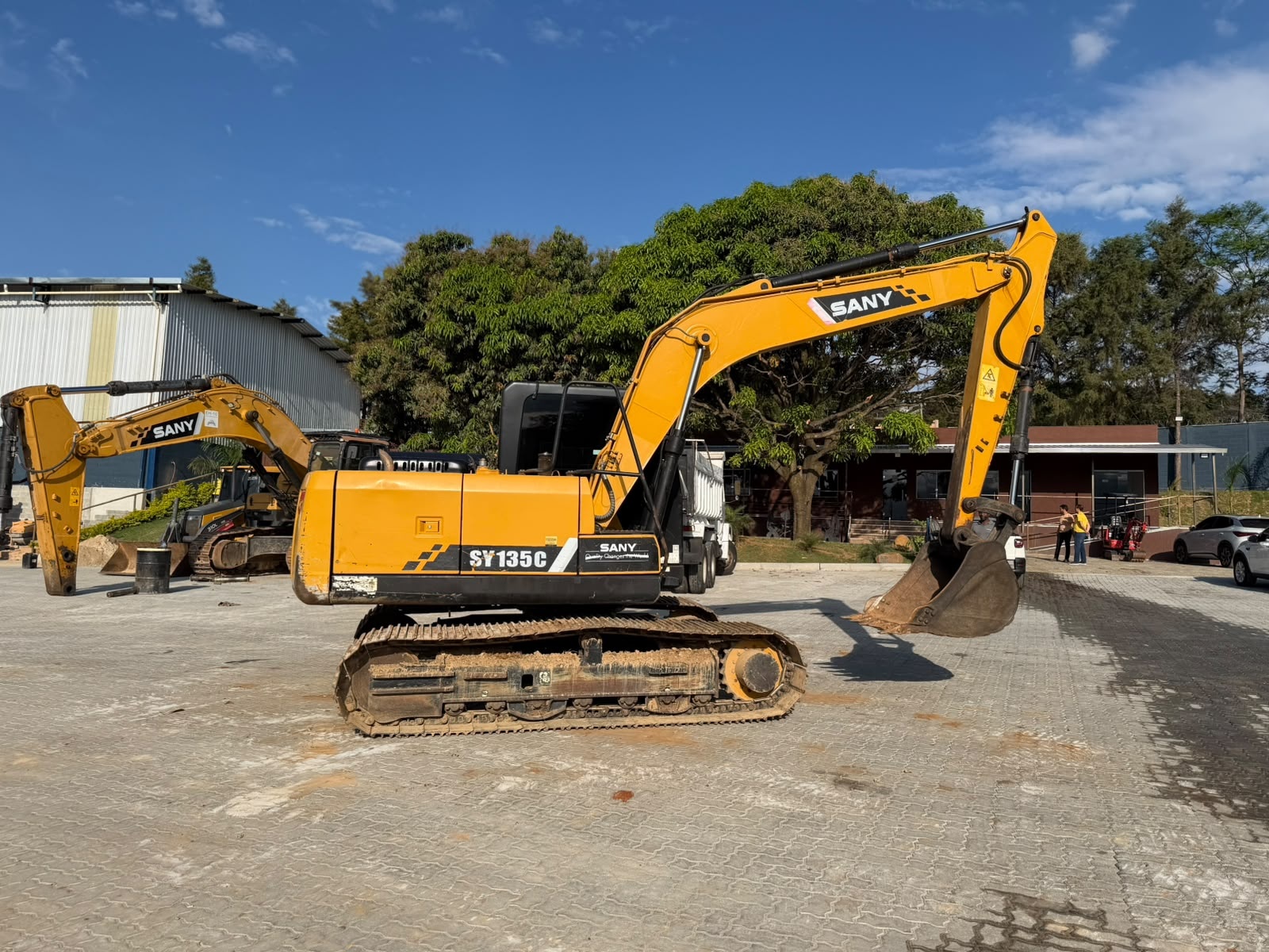 Escavadeira SANY SY135 C ano 2021