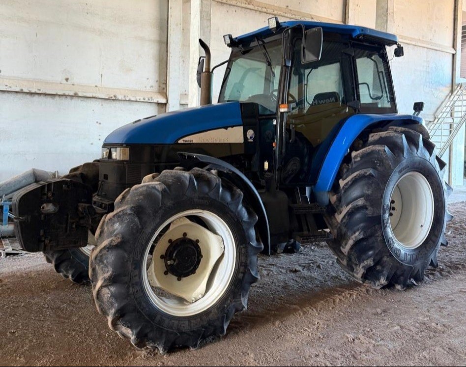 Trator New Holland TS6020 ano 2008