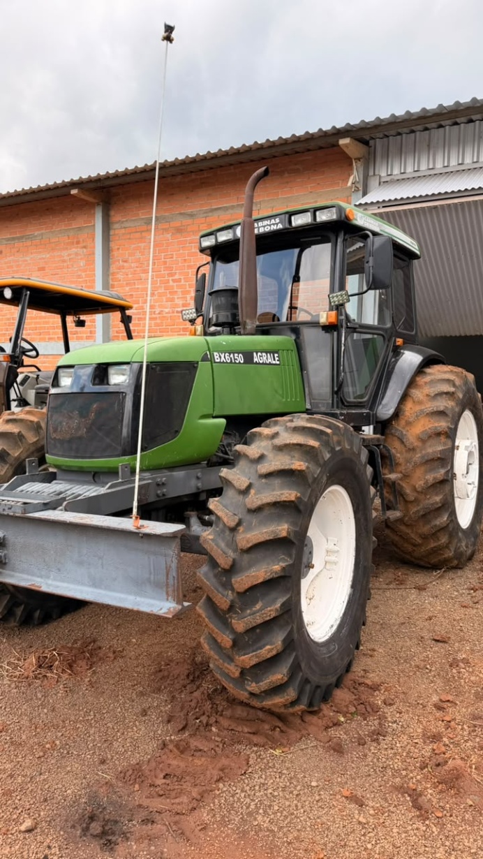 Trator Agrale BX 6150