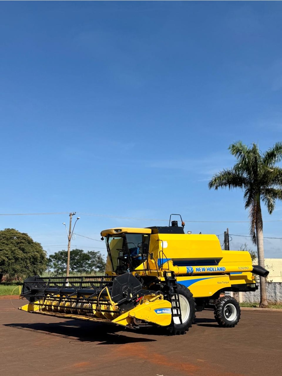 Colheitadeira New Holland TC 5090   ano 2016