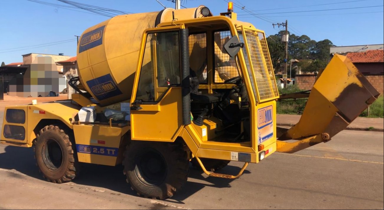 Betoneira Carmix 2.5 TT ano 2016