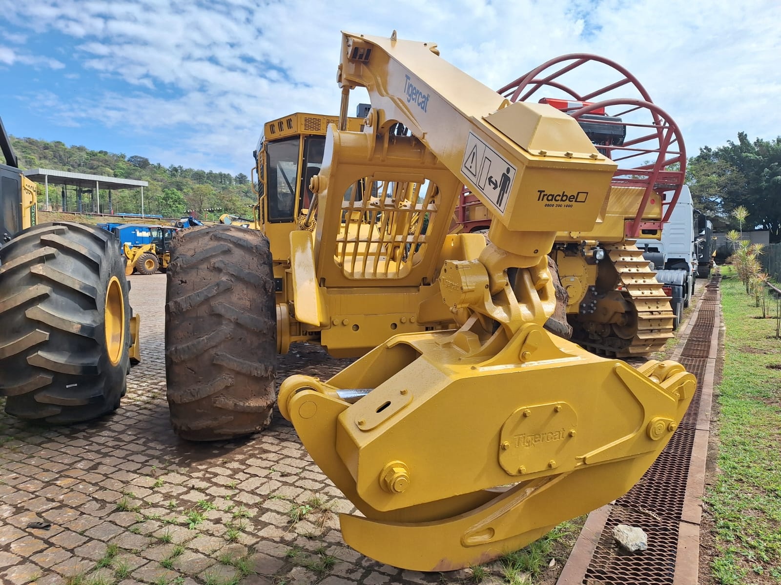 Skidder Tigercat 630H ano 2023